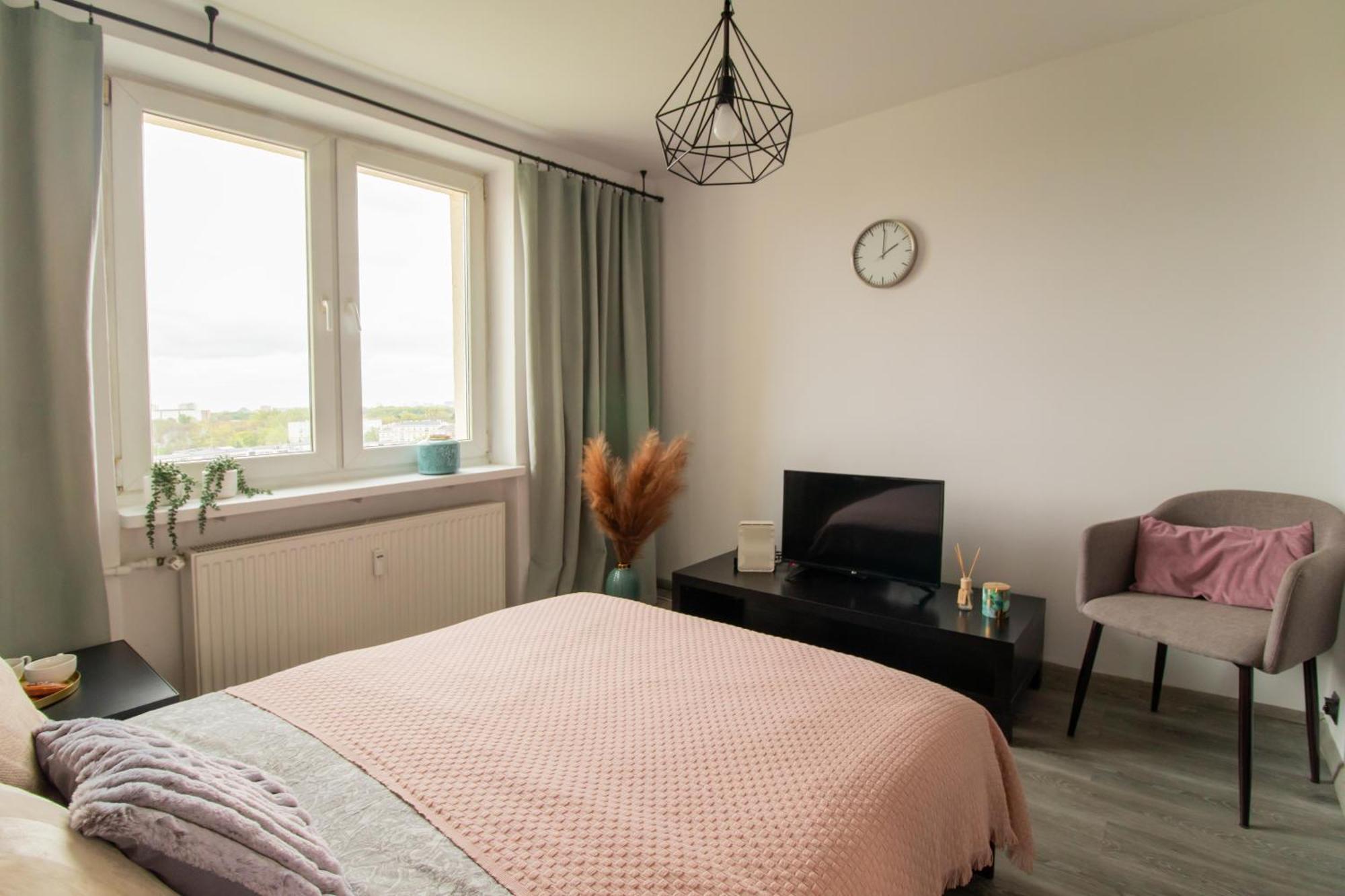 Piotrapartments - Daleka Cozy Train&Airport Apartment Varsóvia Exterior foto