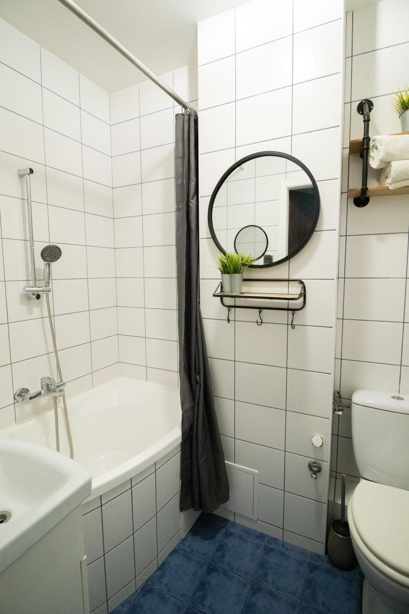 Piotrapartments - Daleka Cozy Train&Airport Apartment Varsóvia Exterior foto